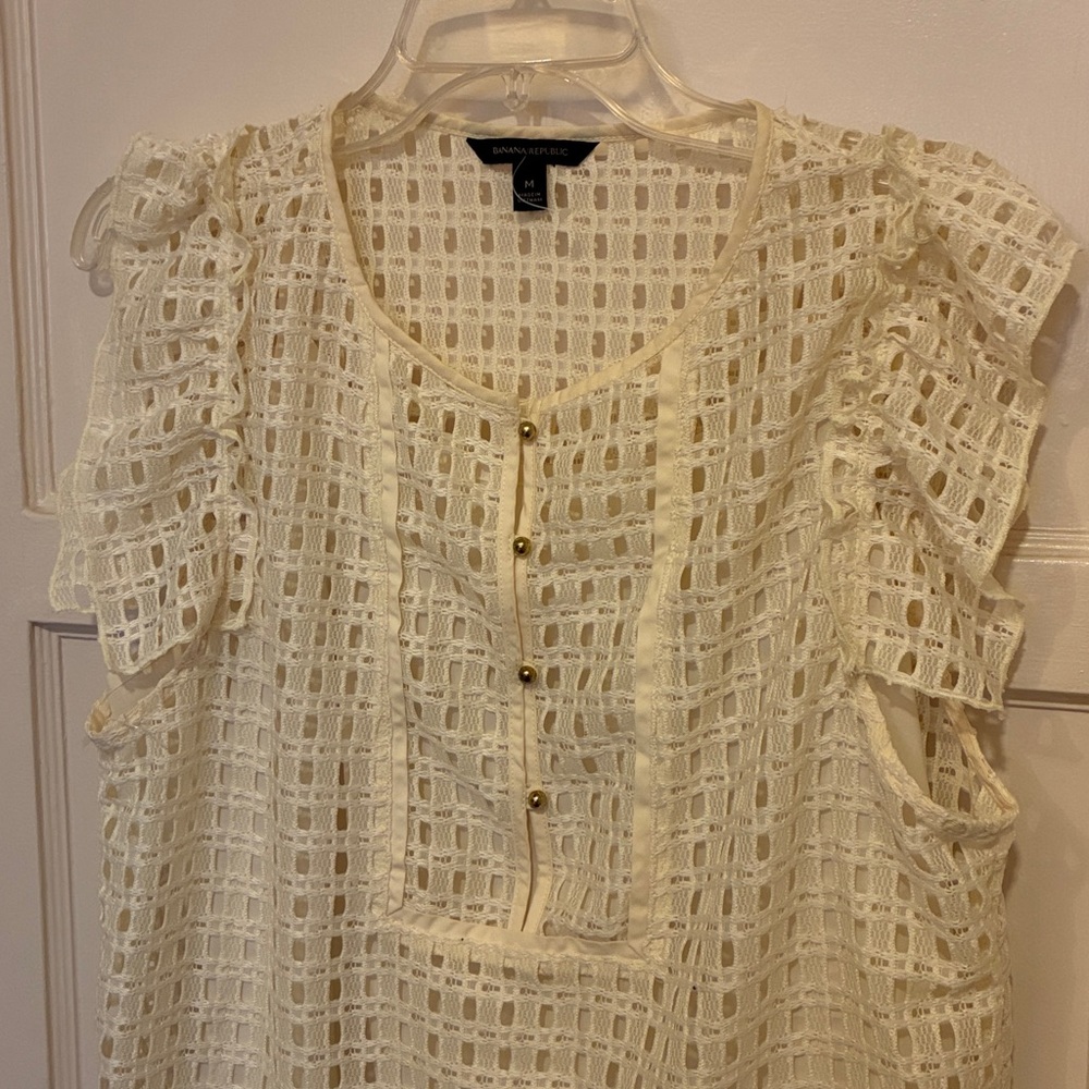 NEW BANANA REPUBLIC Elegant Cream Lace Women's Top BLOUSE EYELET CROCHET SZ MED - Picture 8 of 17